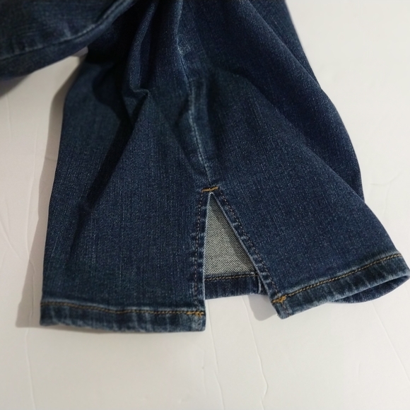 JUDI BLUE  Indigo Cropped Jeans - Picture 15 of 16